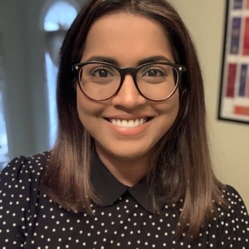 selfie of Samanta Krishnapillai smiling into the camera